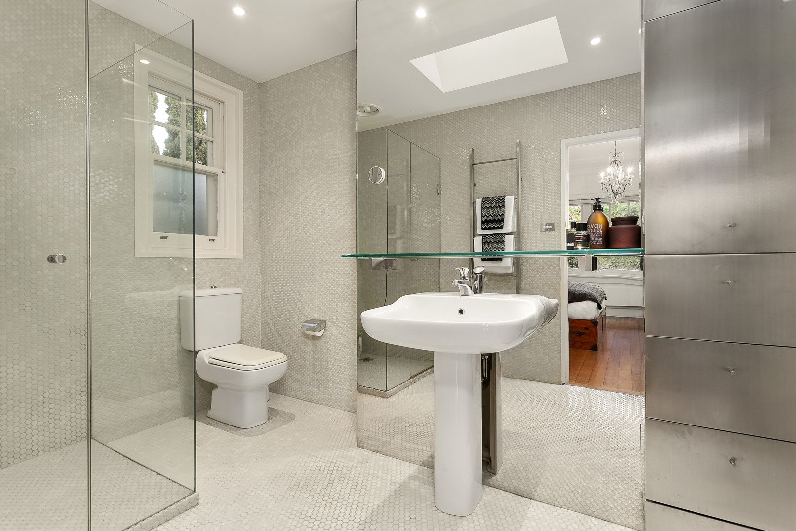 Real Estate and Property in 27 Montalto Avenue, Toorak, VIC