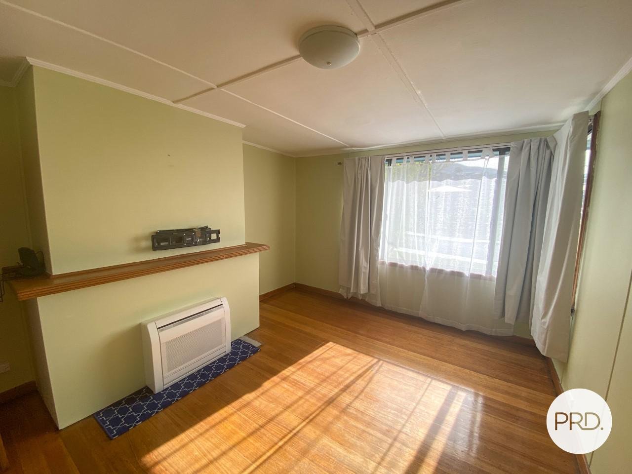 27 Moorina Crescent BERRIEDALE 2