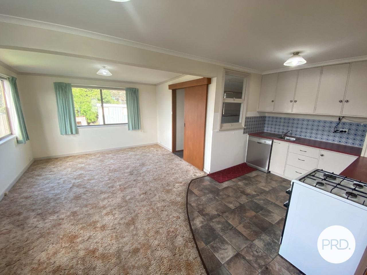 27 Moorina Crescent BERRIEDALE 3