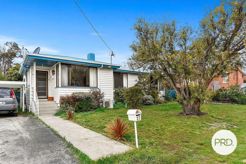 27 Moorina Crescent BERRIEDALE 1