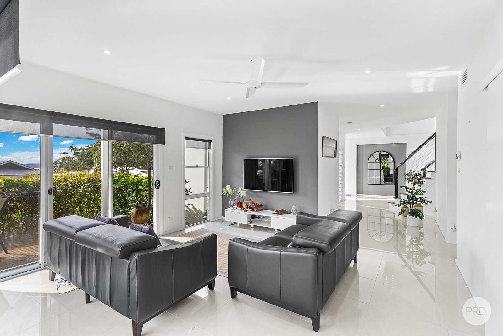 27 Mooring Avenue CORLETTE 17