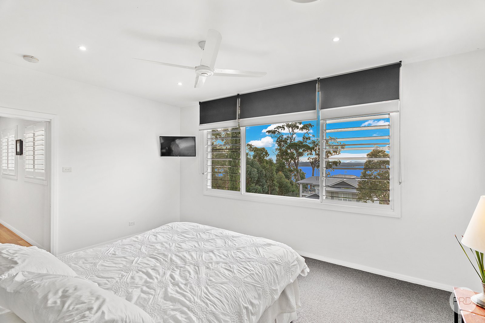 27 Mooring Avenue CORLETTE 19