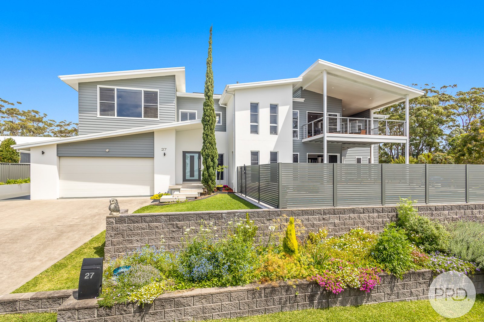 27 Mooring Avenue CORLETTE 1
