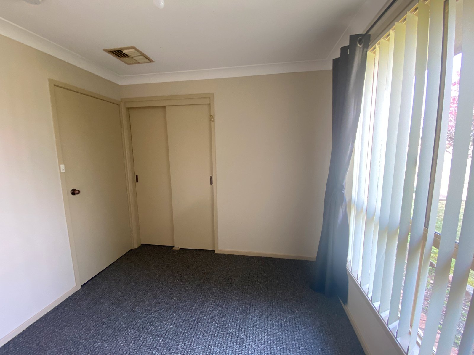 27 Morilla Street TAMWORTH 10