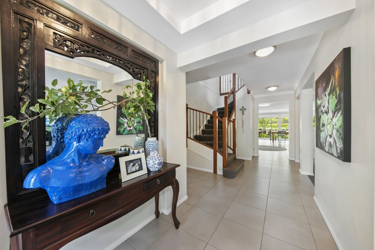 27 Morpeth Street WALLALONG 4