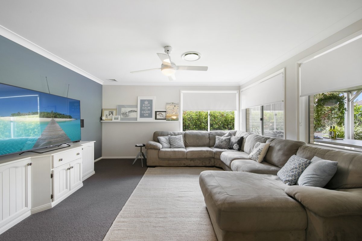 27 Morpeth Street WALLALONG 5