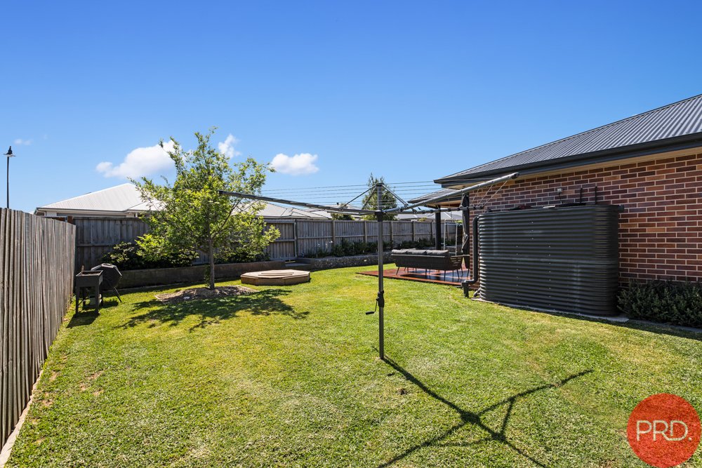 27 Mountain Street CHISHOLM 30