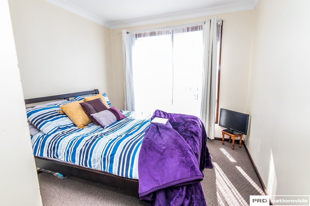 27 Mullumbimby Close TAMWORTH 4