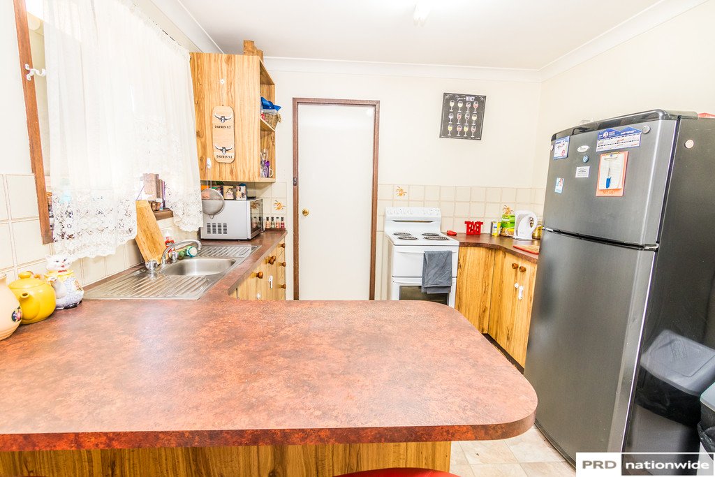 27 Mullumbimby Close TAMWORTH 11