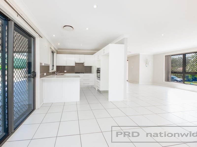 27 Murphy Circuit ASHTONFIELD 2