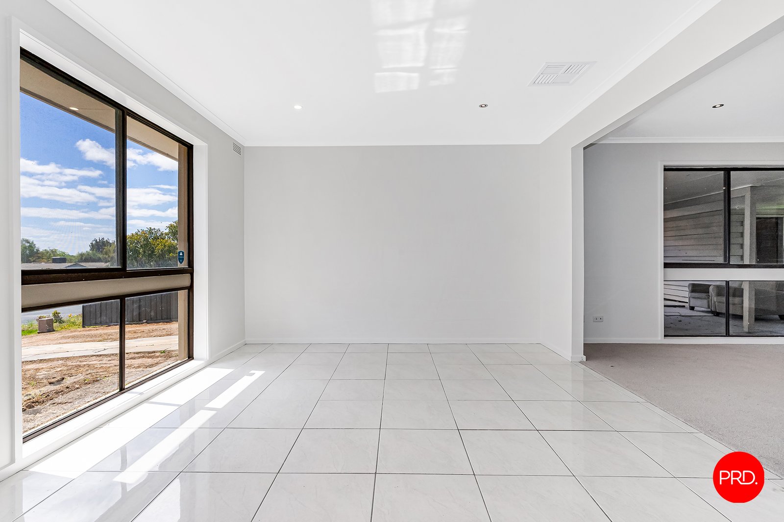 27 Nabilla Cres  STRATHDALE 4