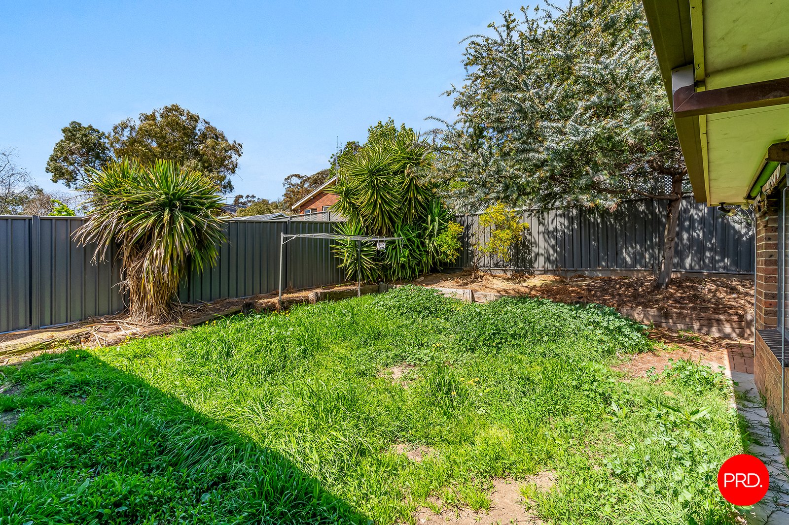 27 Nabilla Cres  STRATHDALE 12