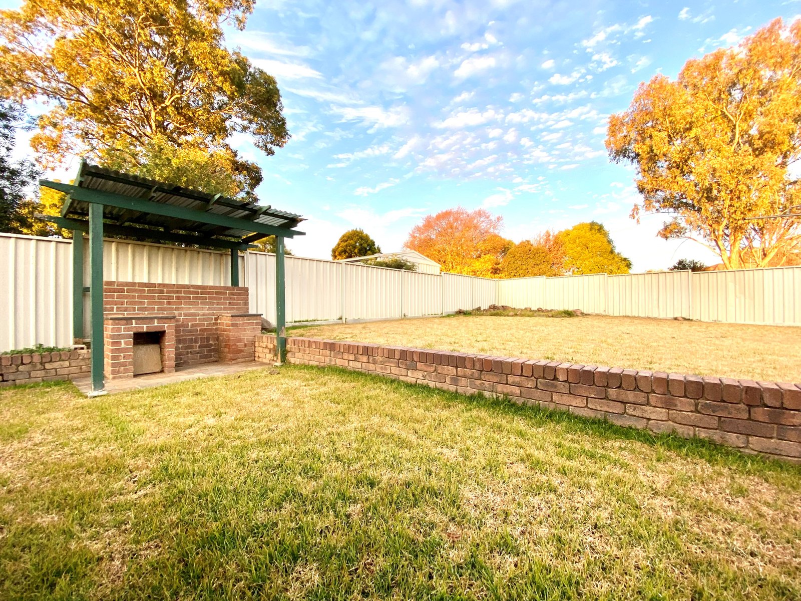 27 Nancy Street TAMWORTH 11