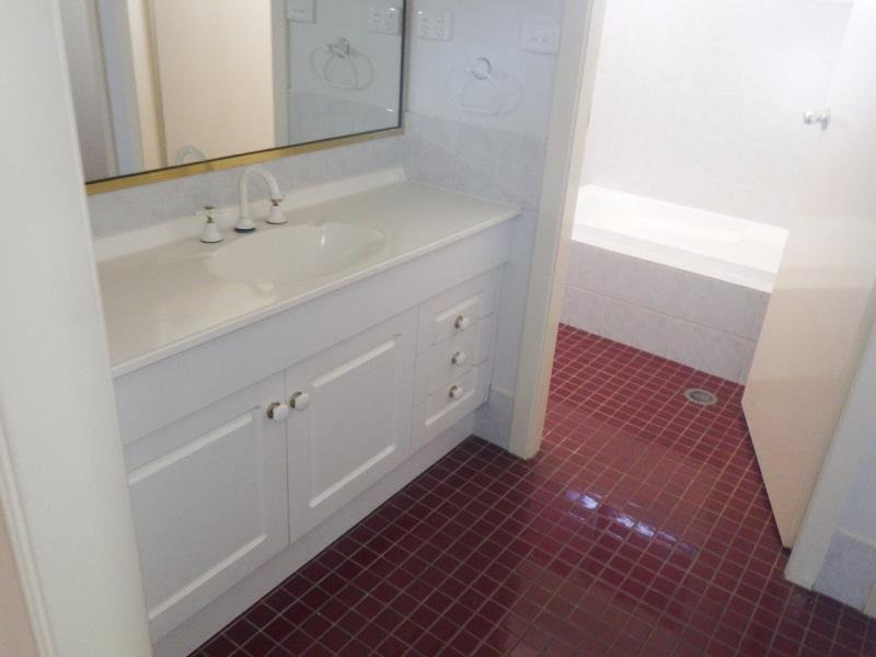 27 Nancy Street TAMWORTH 3