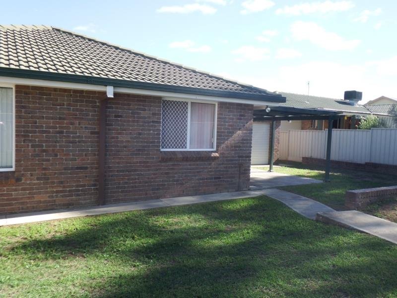 27 Nancy Street TAMWORTH 6