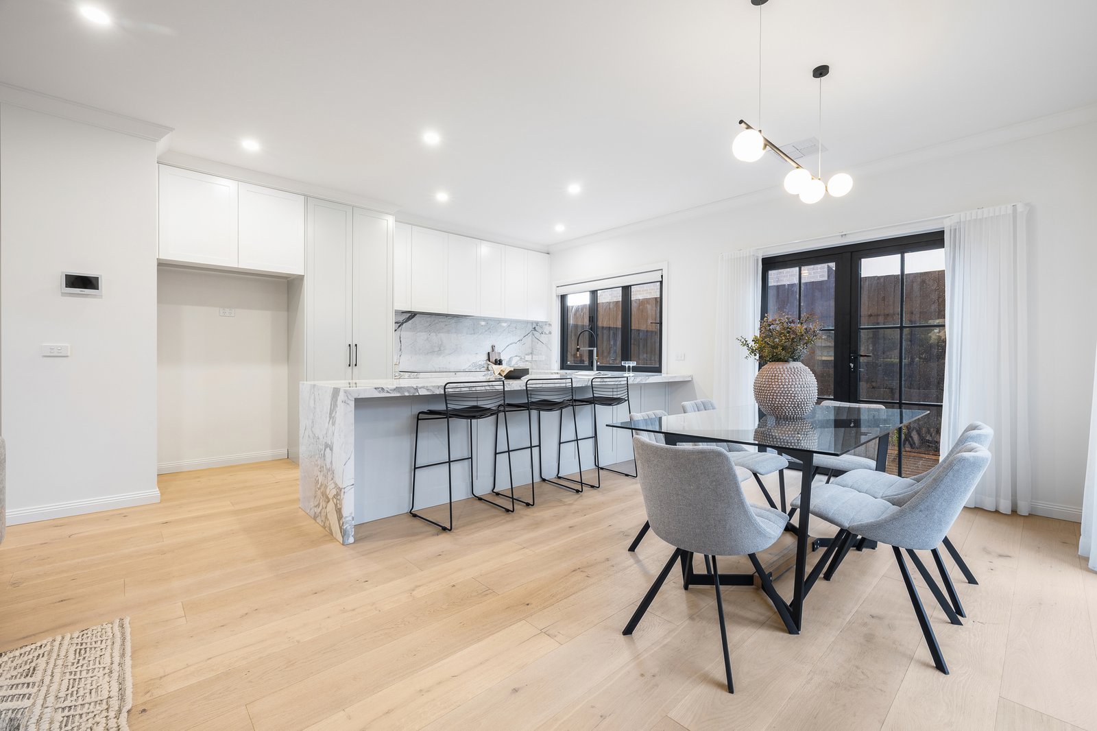 Gallery: 27 Nepean Avenue