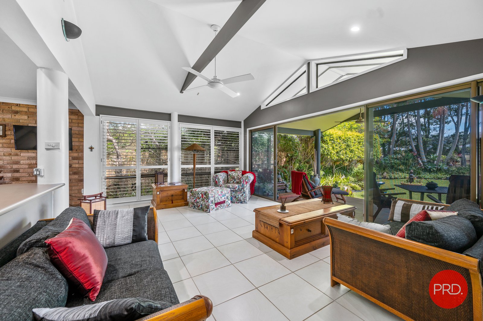 27 Norman Hill Drive KORORA 17