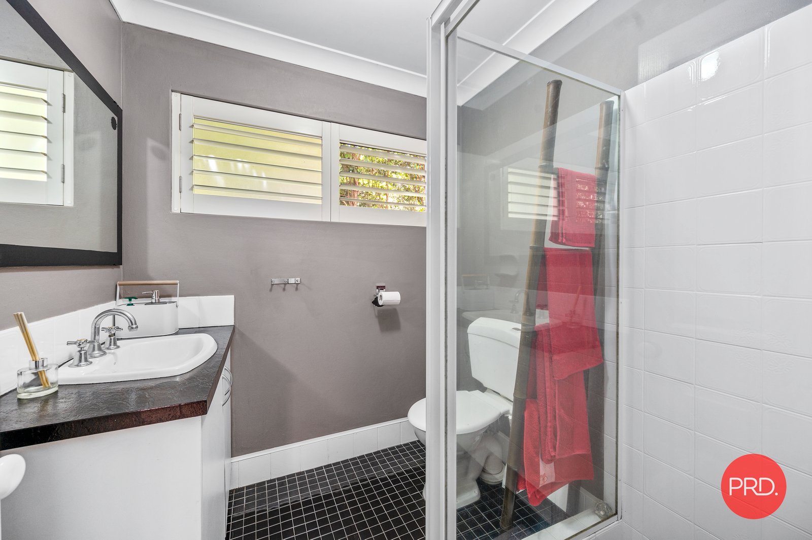 27 Norman Hill Drive KORORA 32
