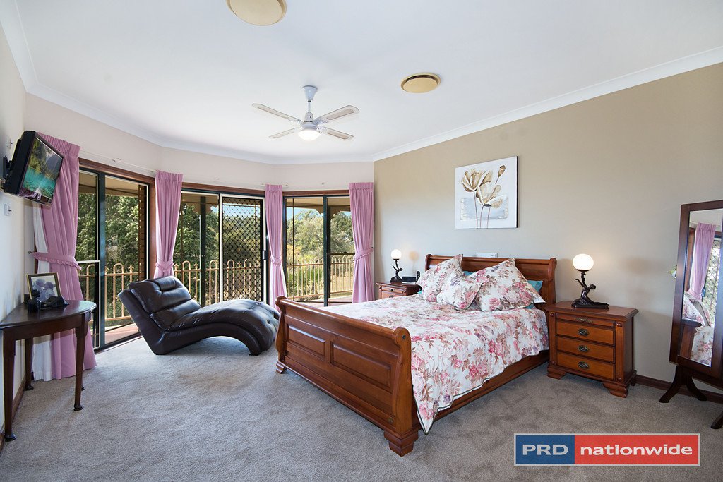 27 Northfields Road, STRATHEDEN via  KYOGLE 12