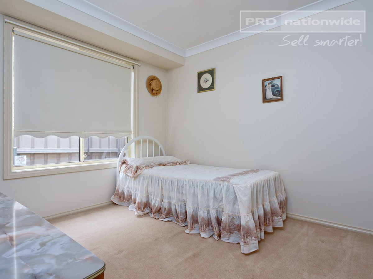 27 Nunkeri Street GLENFIELD PARK 6