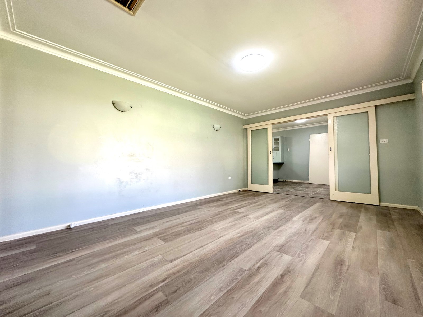 27 Oak Street TAMWORTH 6