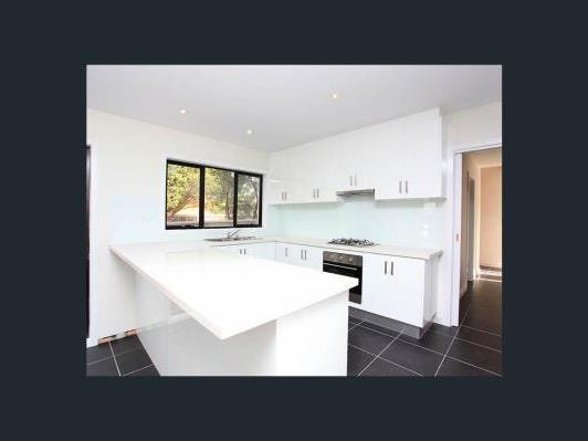 Gallery: 2/7 Ormond Road