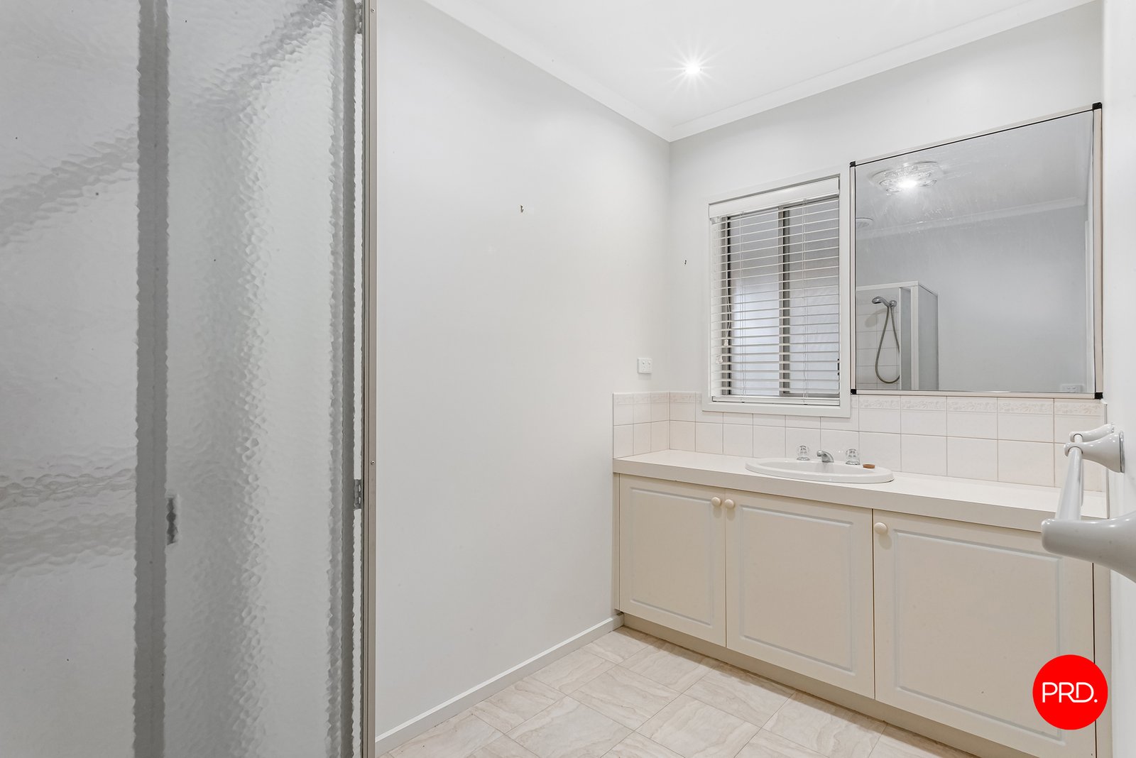 2/7 Paperbark Court STRATHDALE 11