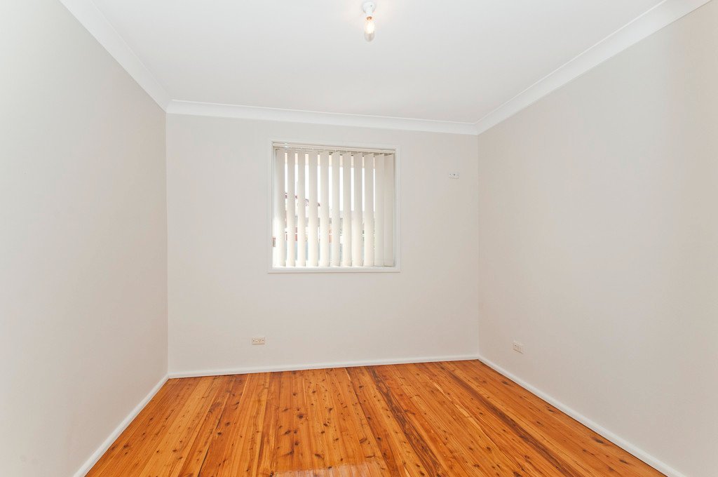 27 Parkside Drive DAPTO 5