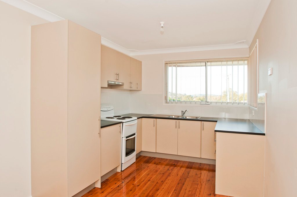 27 Parkside Drive DAPTO 9