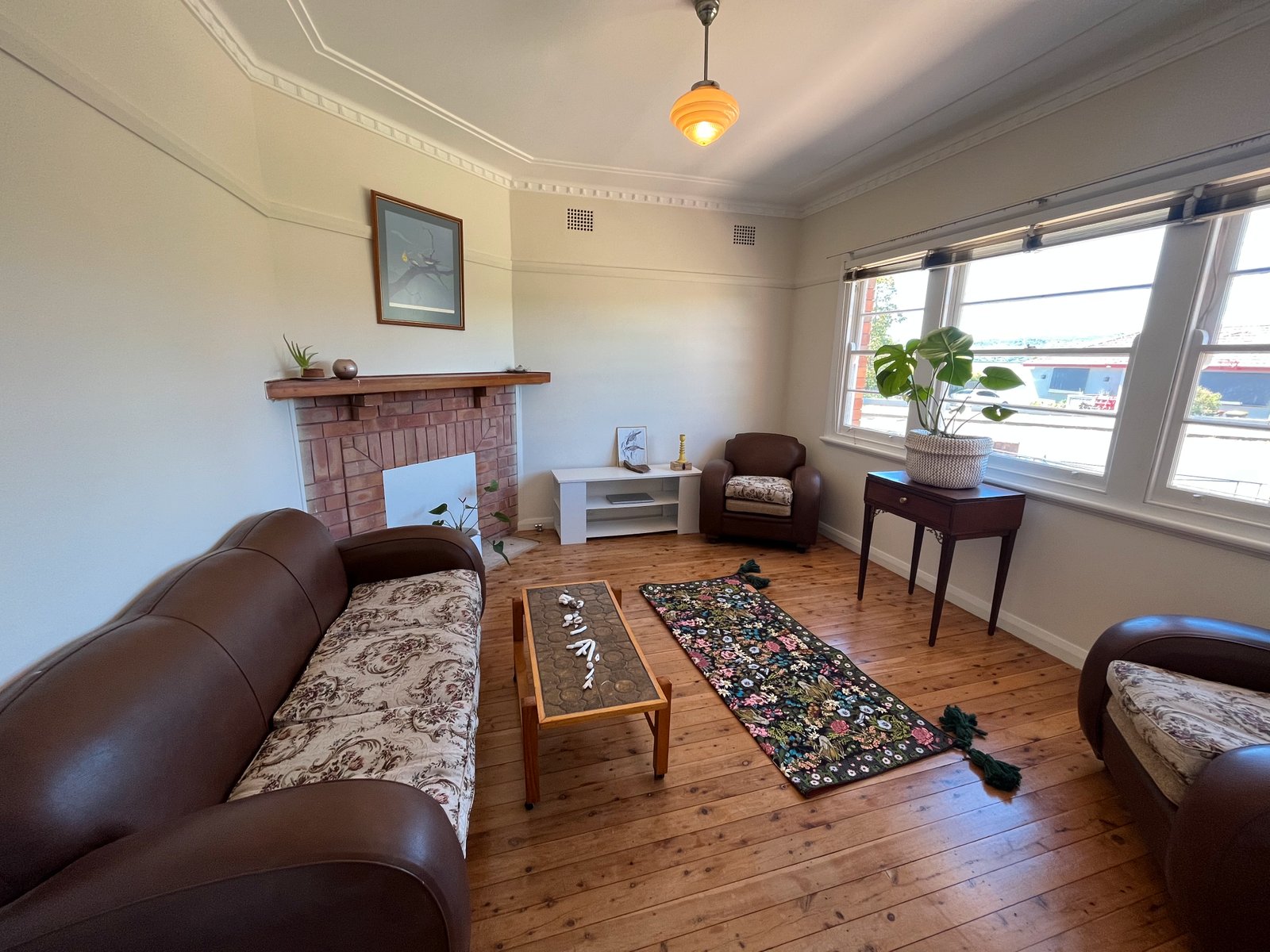 27 Parry Street TAMWORTH 2
