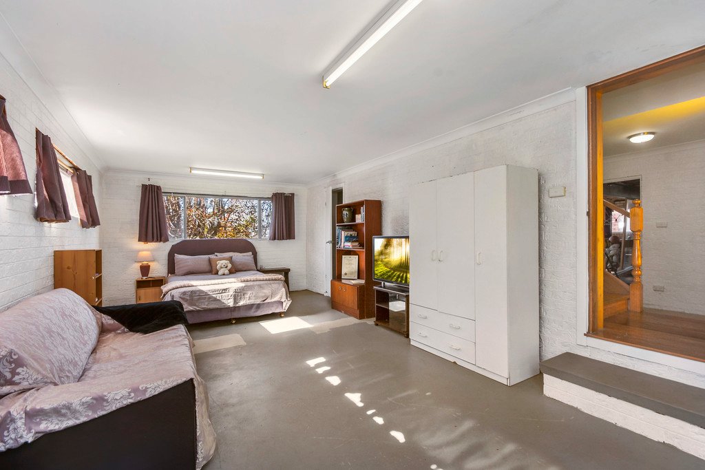 27 Peach Grove LAURIETON 9