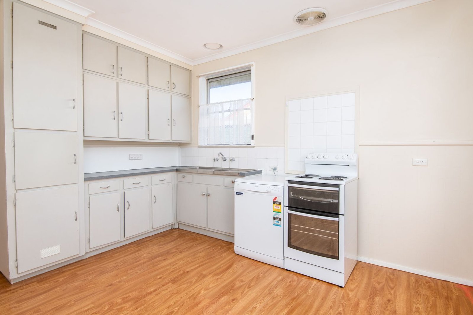 27 Phillips Street SHEPPARTON 8