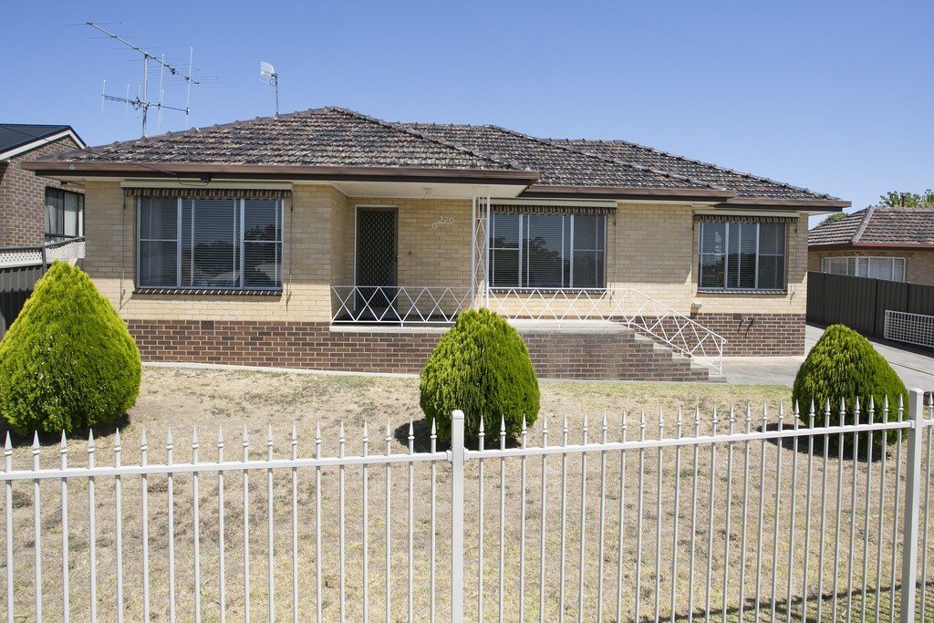 27 Prouses Road NORTH BENDIGO 1