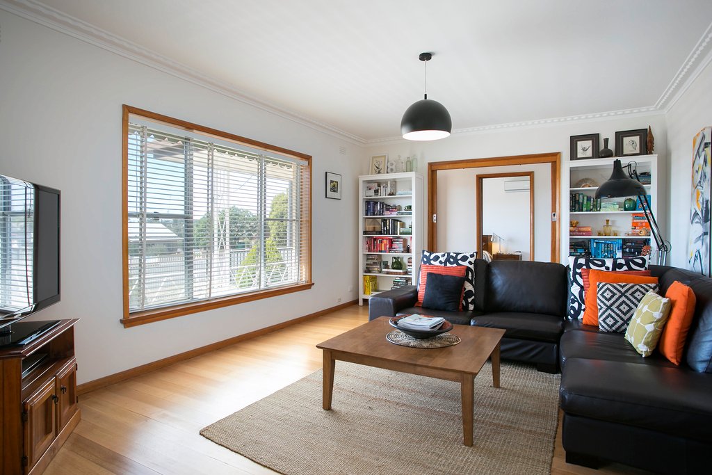 27 Prouses Road NORTH BENDIGO 5