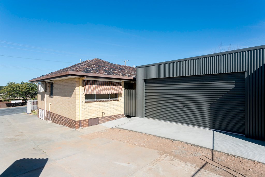 27 Prouses Road NORTH BENDIGO 9