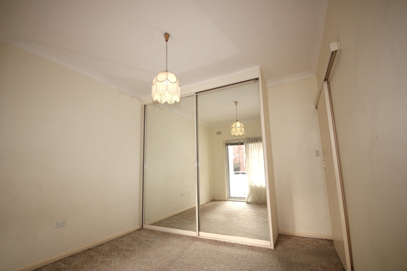 27 Queens Road BRIGHTON-LE-SANDS 5