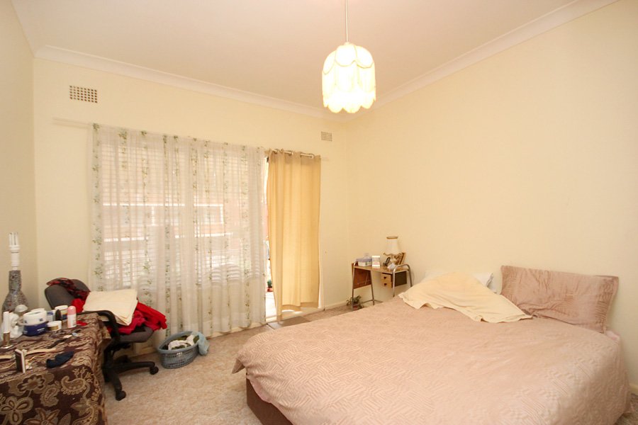 27 Queens Road BRIGHTON-LE-SANDS 4