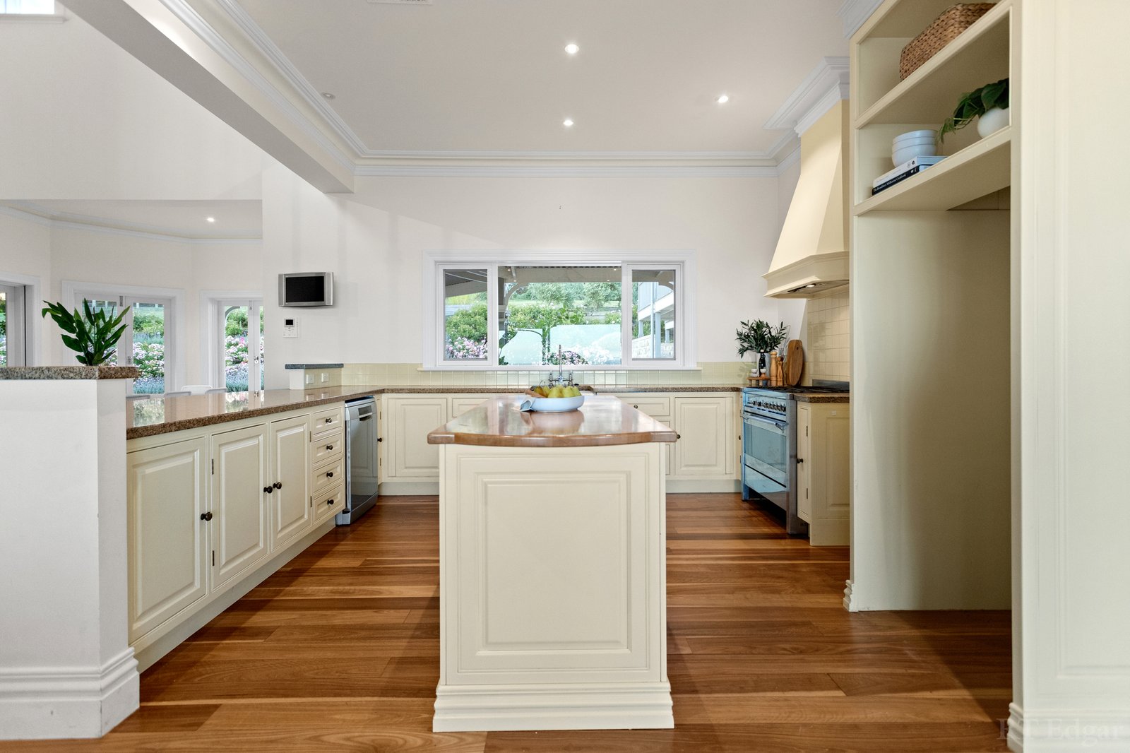 Real Estate and Property in 27 Razorback Road, Flinders, VIC