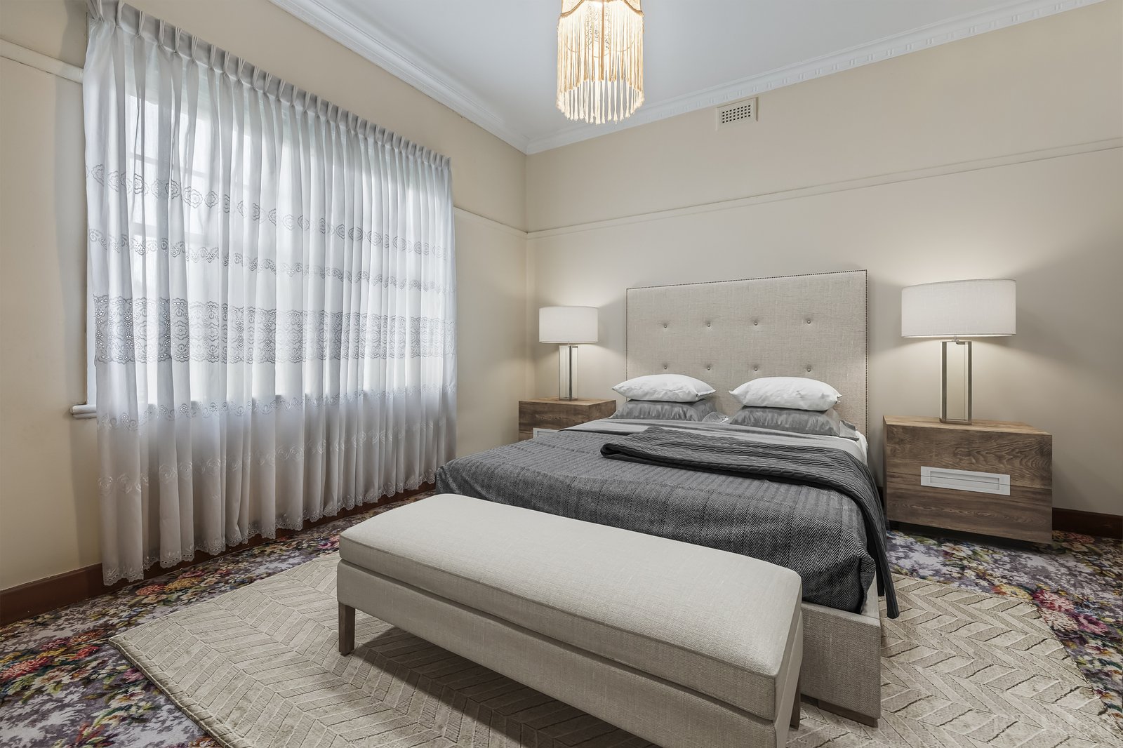 Real Estate and Property in 27 Roseberry Avenue, Preston, VIC