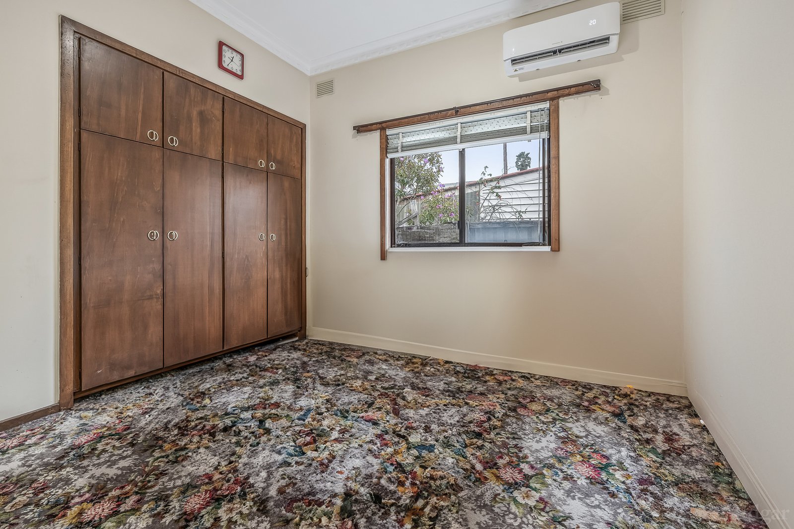 Real Estate and Property in 27 Roseberry Avenue, Preston, VIC