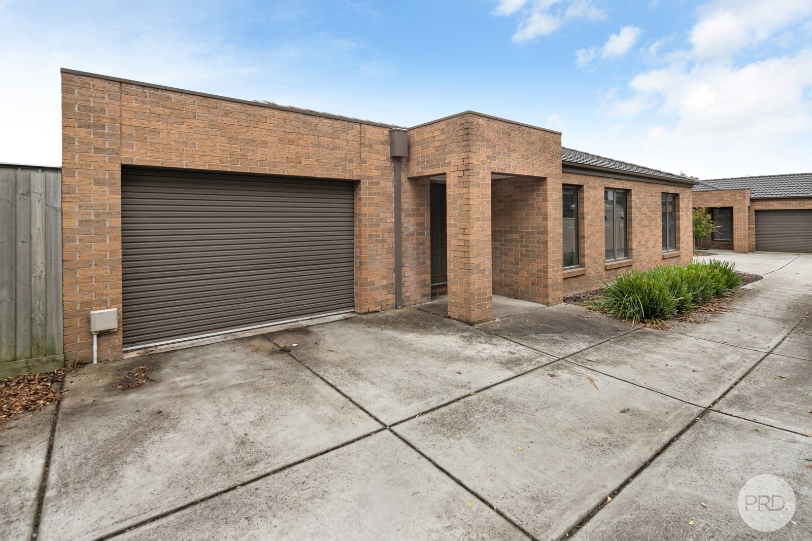 2/7 Rowlands Street SEBASTOPOL 1