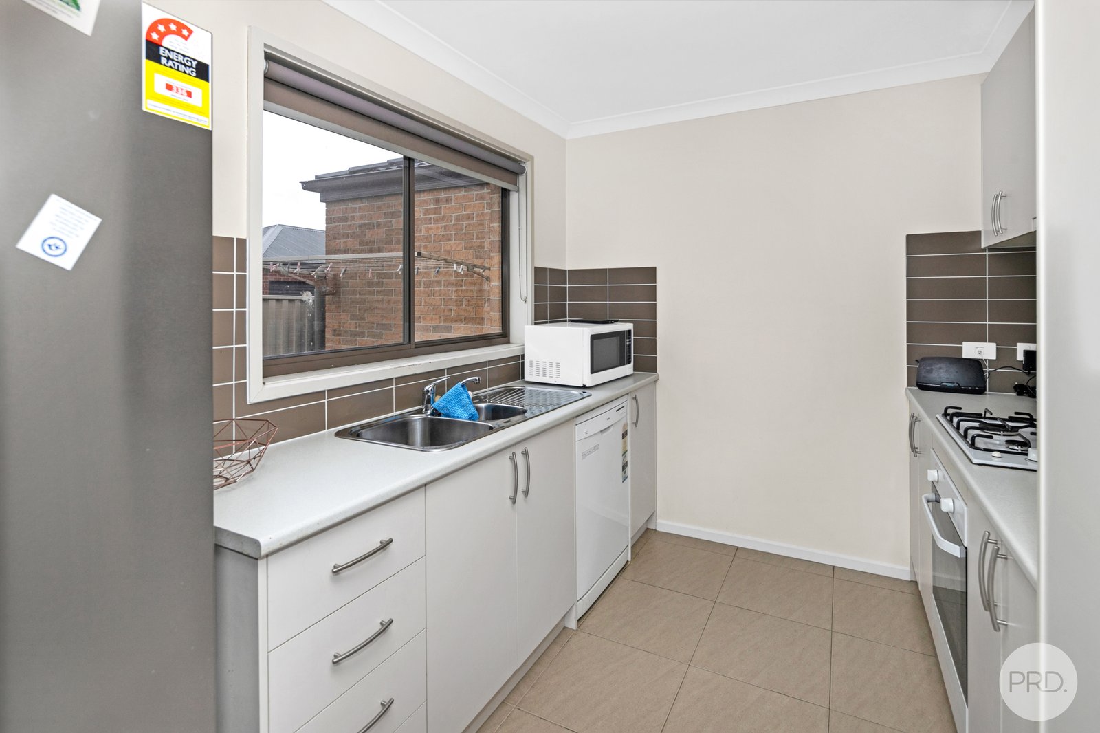 2/7 Rowlands Street SEBASTOPOL 2