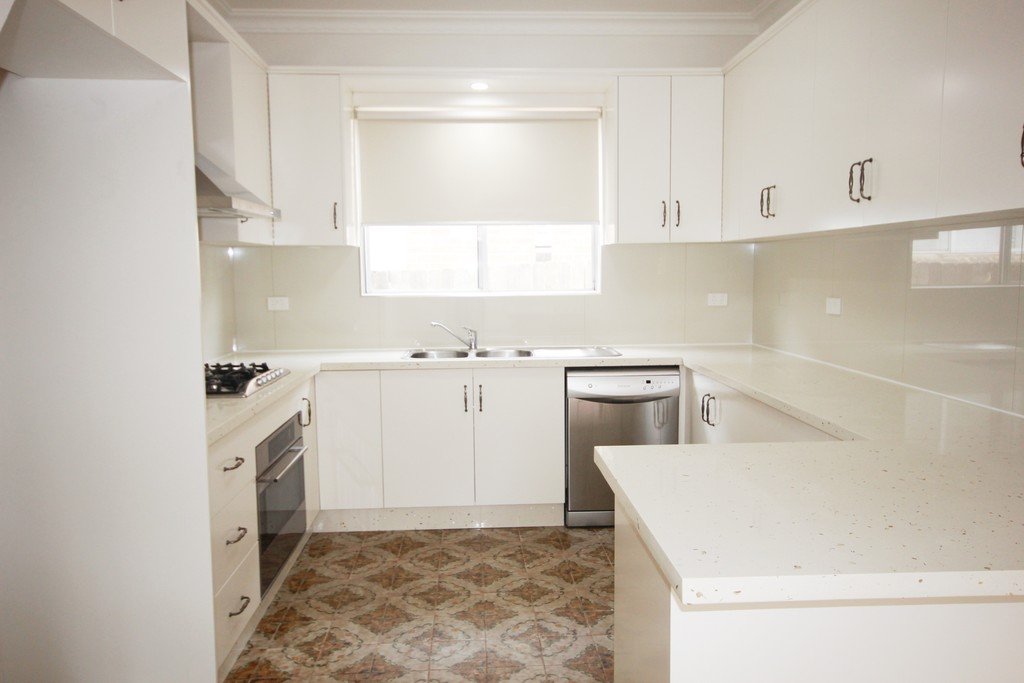 27 Rowley Road RUSSELL LEA 3