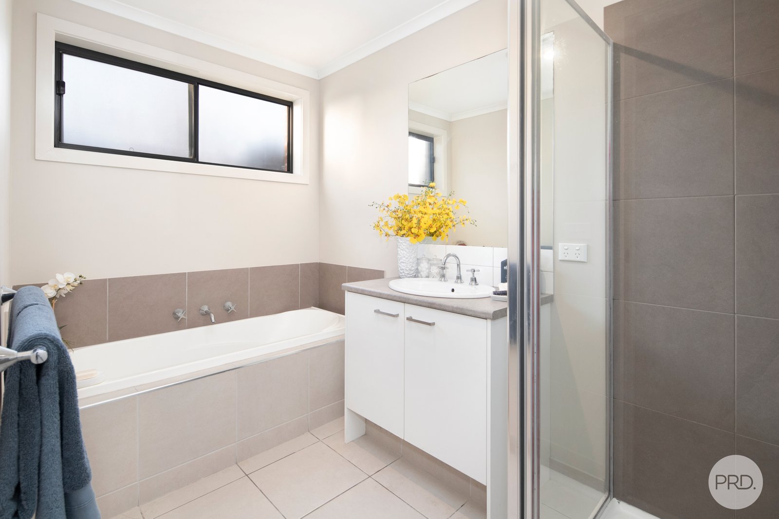 2/7 Ruby Close DELACOMBE 13
