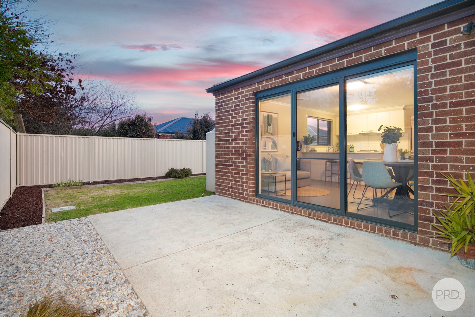 2/7 Ruby Close DELACOMBE 15