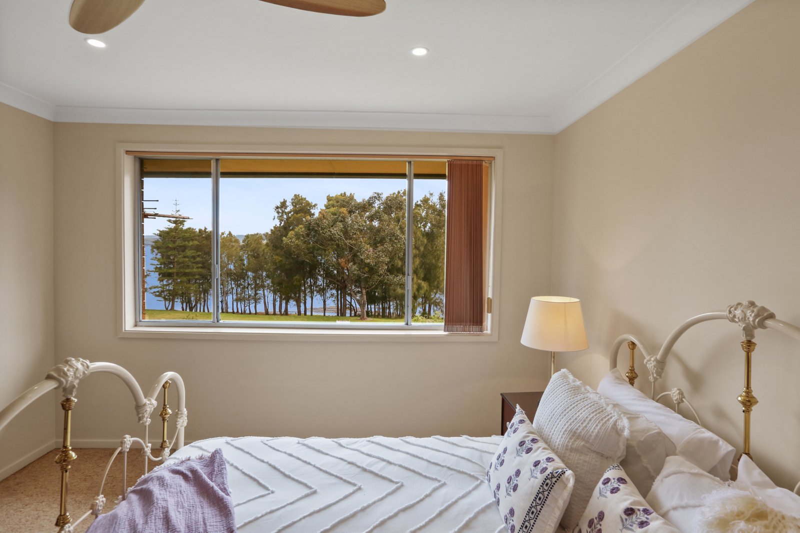 27 Rushton Drive KANAHOOKA 9