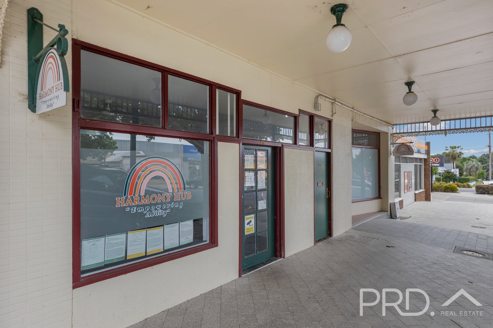 27 Russell Street TUMUT 13
