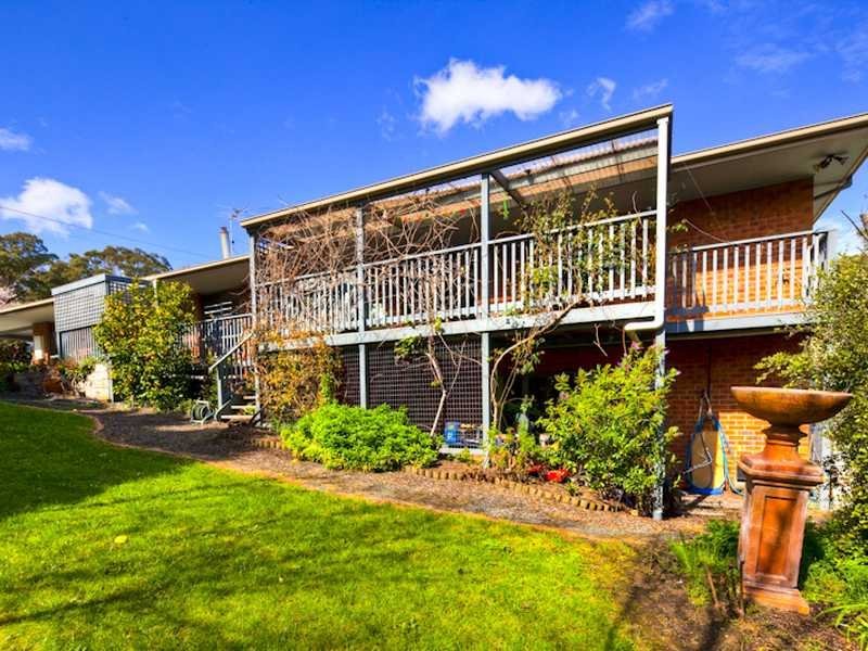 27 Ryan Street BROWN HILL 1