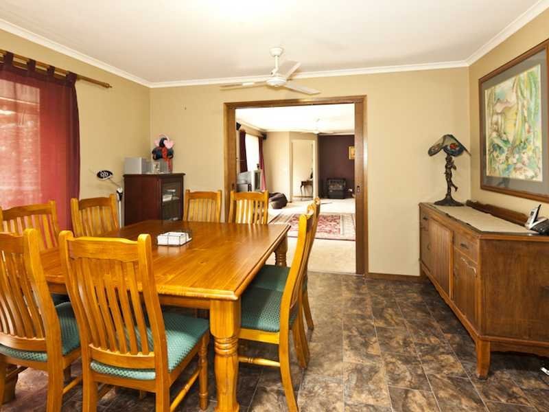 27 Ryan Street BROWN HILL 4