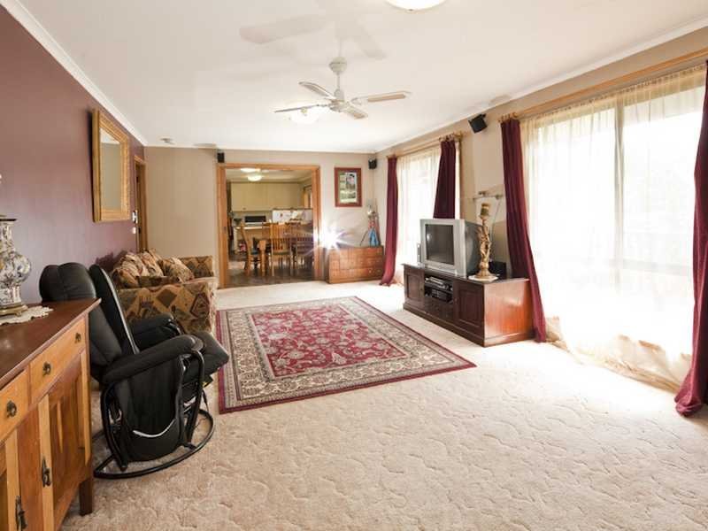 27 Ryan Street BROWN HILL 6